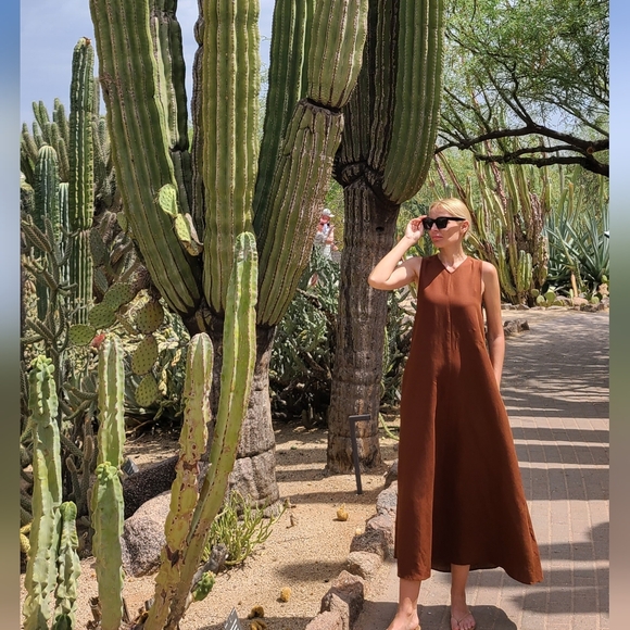 Zara Linen Dress - Picture 12 of 13